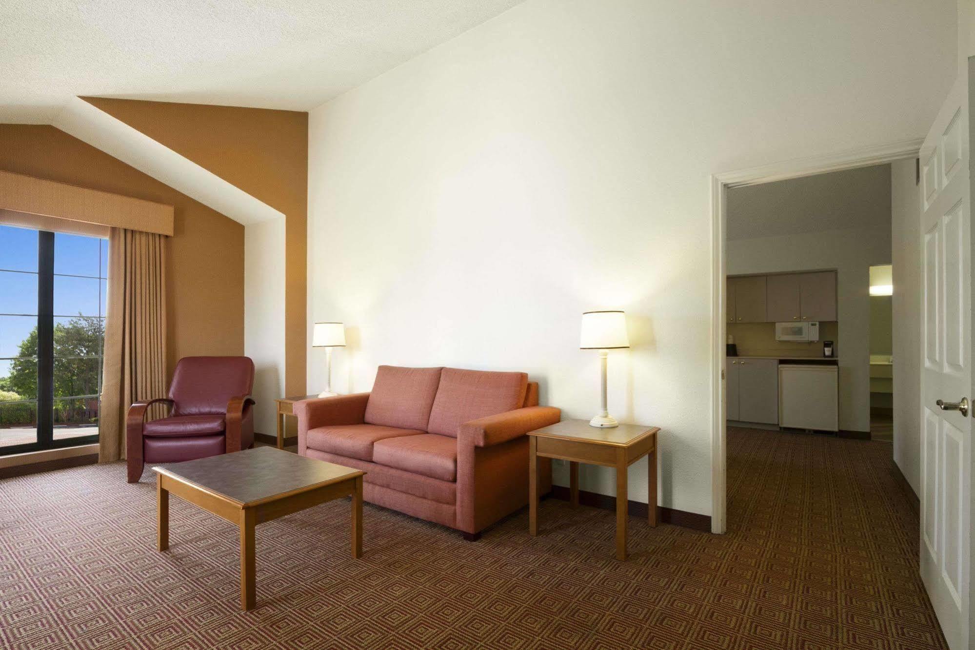 Budget Inn & Suite Atlanta Marietta Stadium Exterior foto