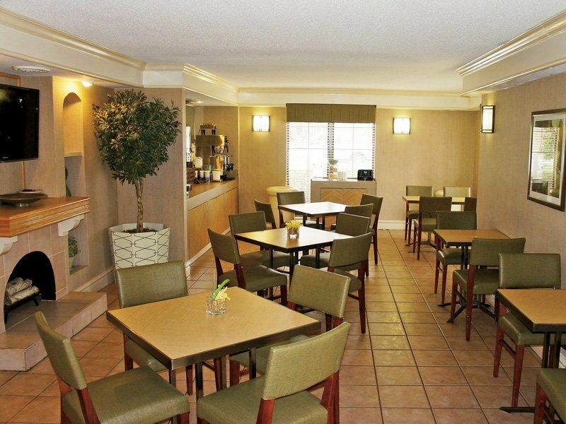 Budget Inn & Suite Atlanta Marietta Stadium Exterior foto